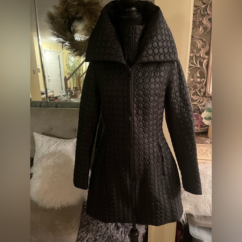 Black Dawn Levy quilted coat size medium excellent condition